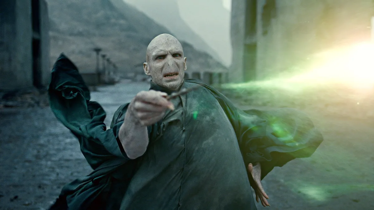 Ralph Fiennes sluit terugkeer als Voldemort in 'Harry Potter' serie uit en stelt Tilda Swinton voor als opvolger