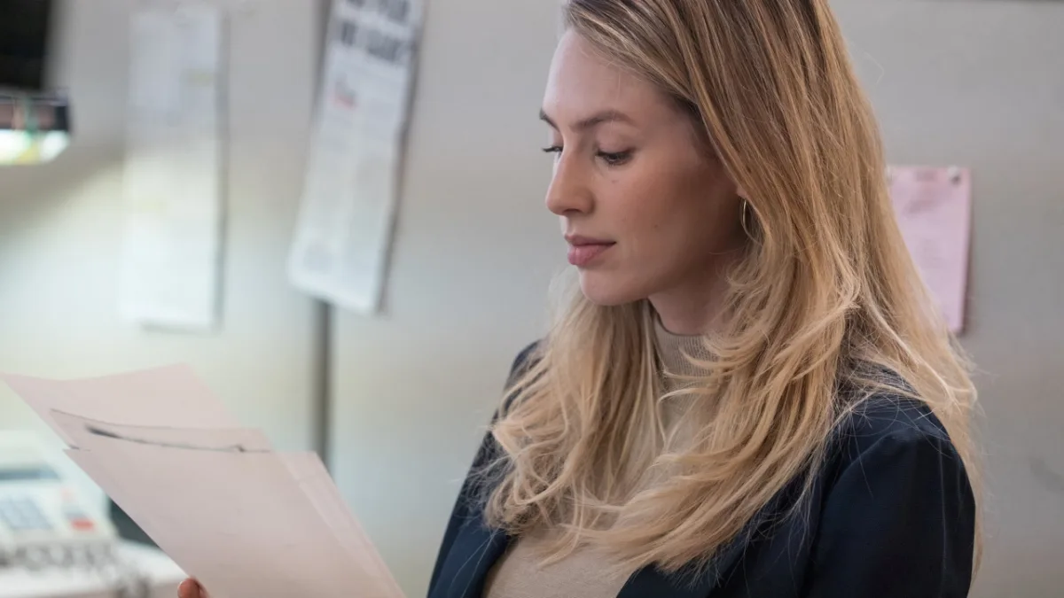 Dylan Penn debuteert als actrice in de film Flag Day naast haar vader Sean Penn