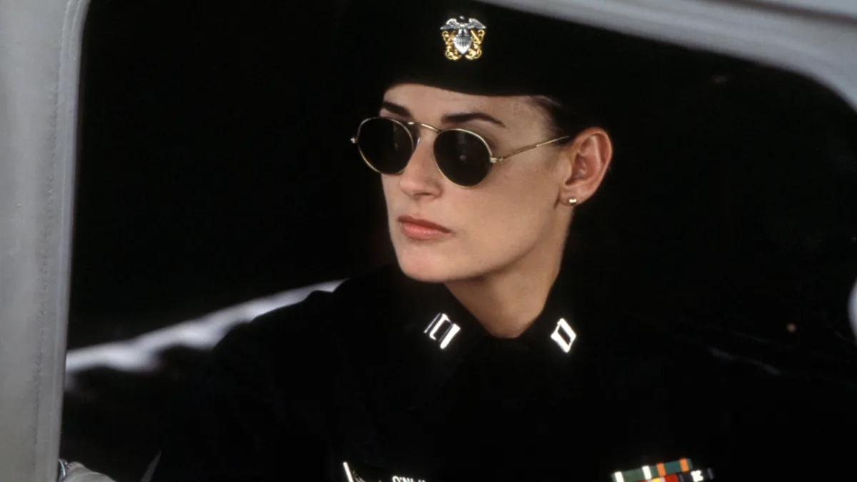 Demi Moore bespreekt haar strijd met het schoonheidsideaal in Hollywood en de impact op haar mentale gezondheid