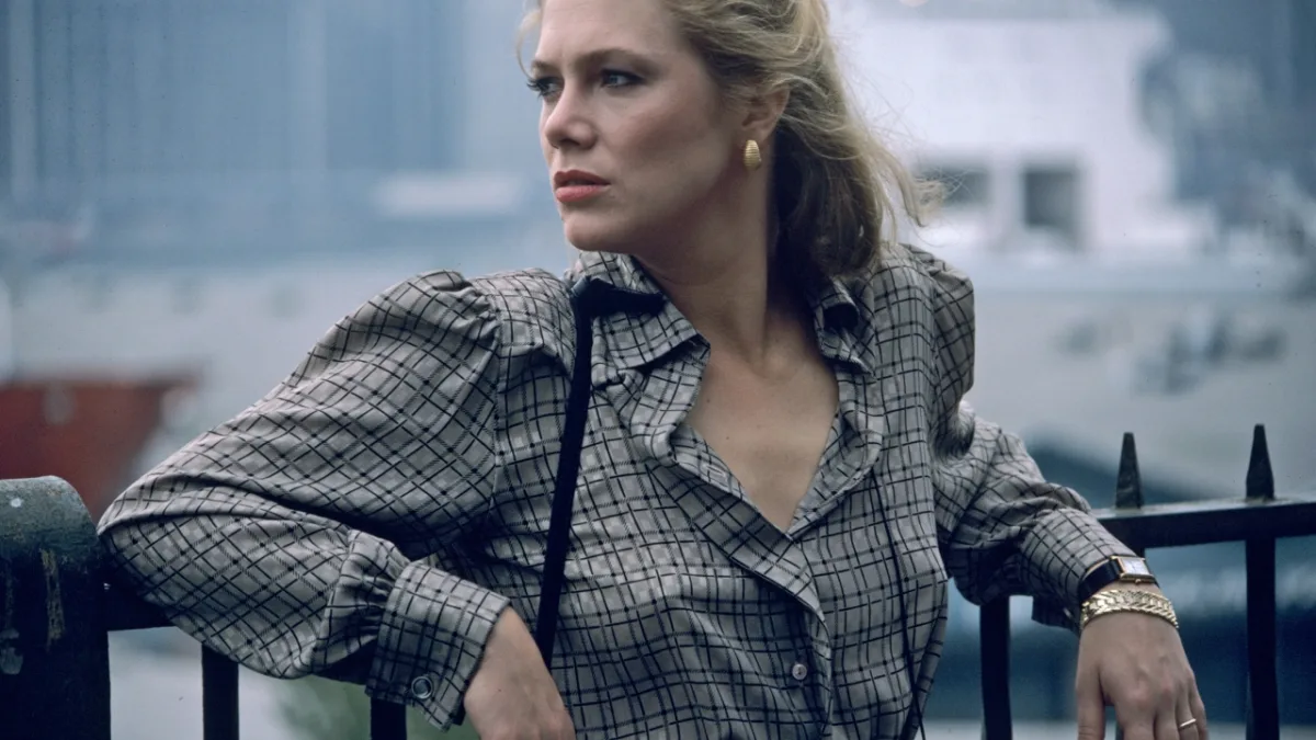 Kathleen Turner openhartig over het invloed van reumatoïde artritis op haar uiterlijk en carrière