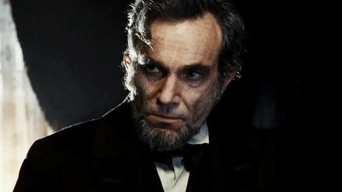 Tom Hanks speelt Abraham Lincoln in de verfilming van de bestseller Lincoln in the Bardo