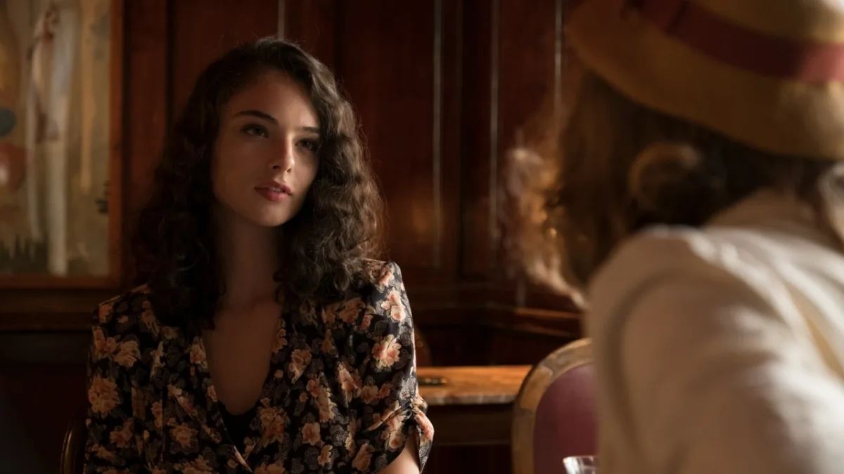 Deva Cassel, dochter van Vincent Cassel en Monica Bellucci, had als tiener moeite met de media-aandacht rond haar beroemde ouders