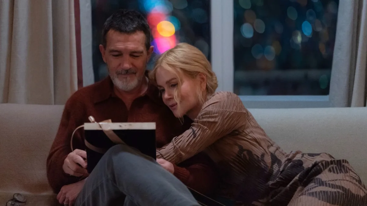 Antonio Banderas beschrijft dochter Stella Banderas als zijn grootste schat terwijl zij kiest voor een carrière achter de camera in plaats van in Hollywood