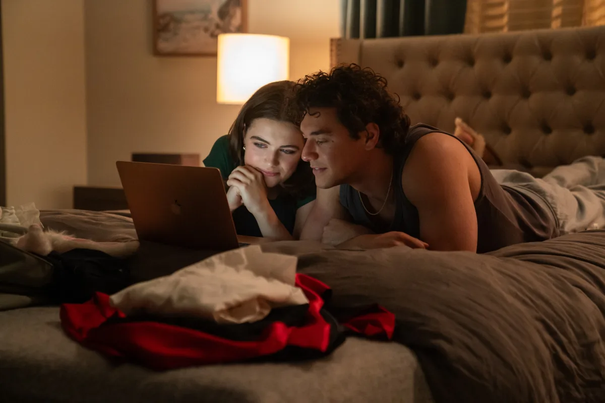 Boekverfilming 'Off Campus' op Prime Video ontvangt positieve recensies en veroverde de kijkers